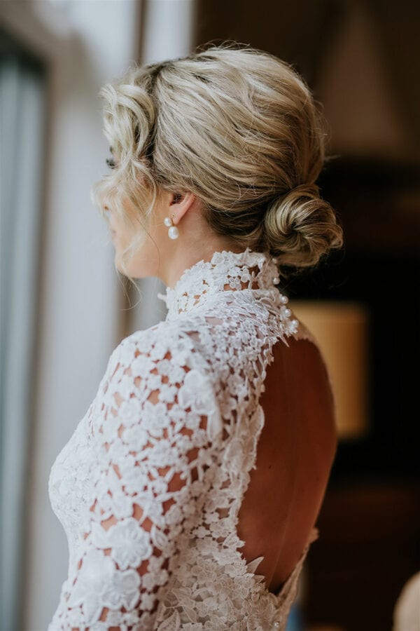 Luxury wedding and bridal hair stylist based in New York and Miami - Wedding, Bridal, Couture Fashion, Runway, Editorial - New York City - Manhattan - Miami - Palm Beach - Saratoga Springs - Florida