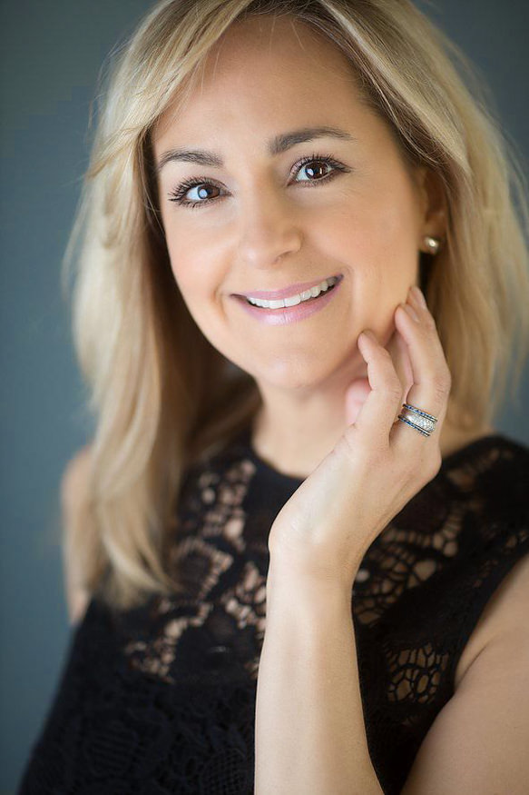 Miami Luxury Wedding Hairstylist - Bridal & Editorial Services - Cassondra Luxury Hair